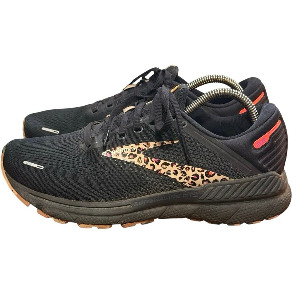 Brooks Adrenaline GTS 22 Run Wild Black Leopard Cheetah Womens Shoe Size 9.5 B
